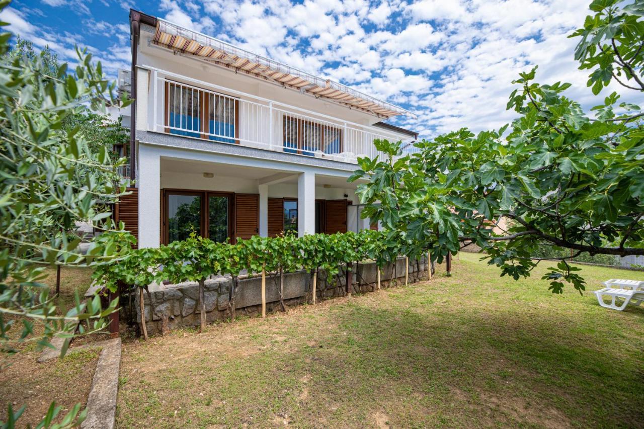 Apartments Vjeko Krk Town Dış mekan fotoğraf